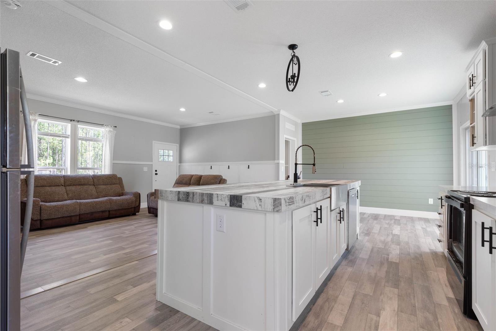 Image 13 of 62 For 15539 County Rd 305