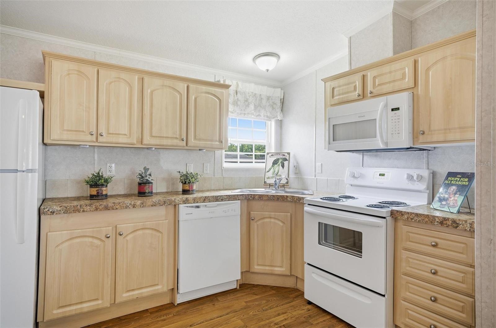 Image 12 of 32 For 55716 Keith Street