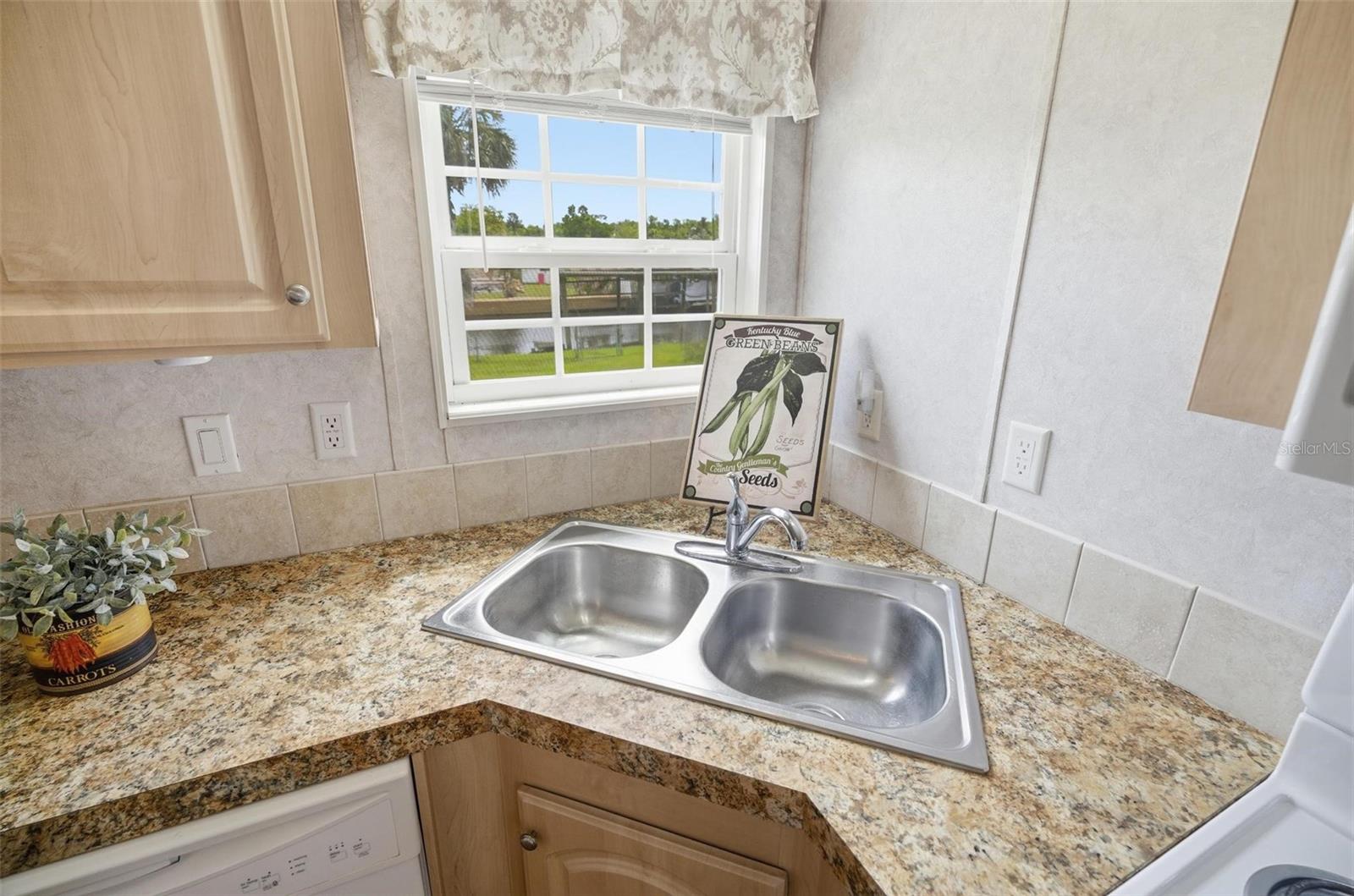 Image 14 of 32 For 55716 Keith Street