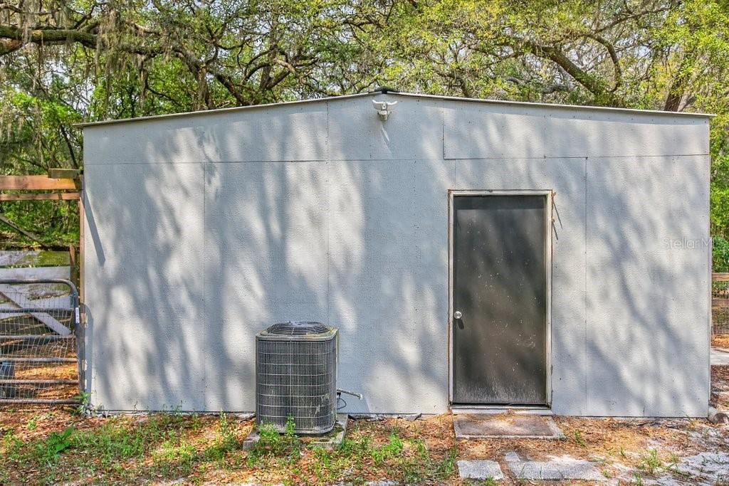 Image 60 of 71 For 461 Old Starke Road