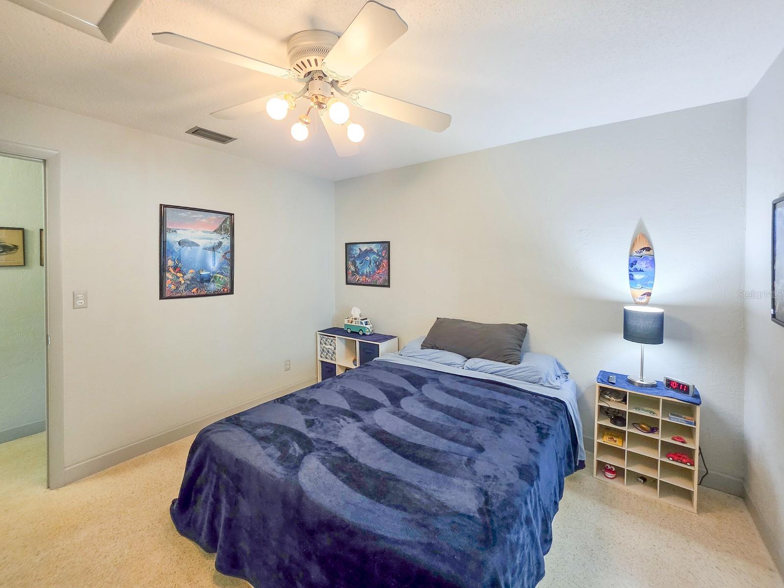 Image 38 of 66 For 5 Emerald Circle