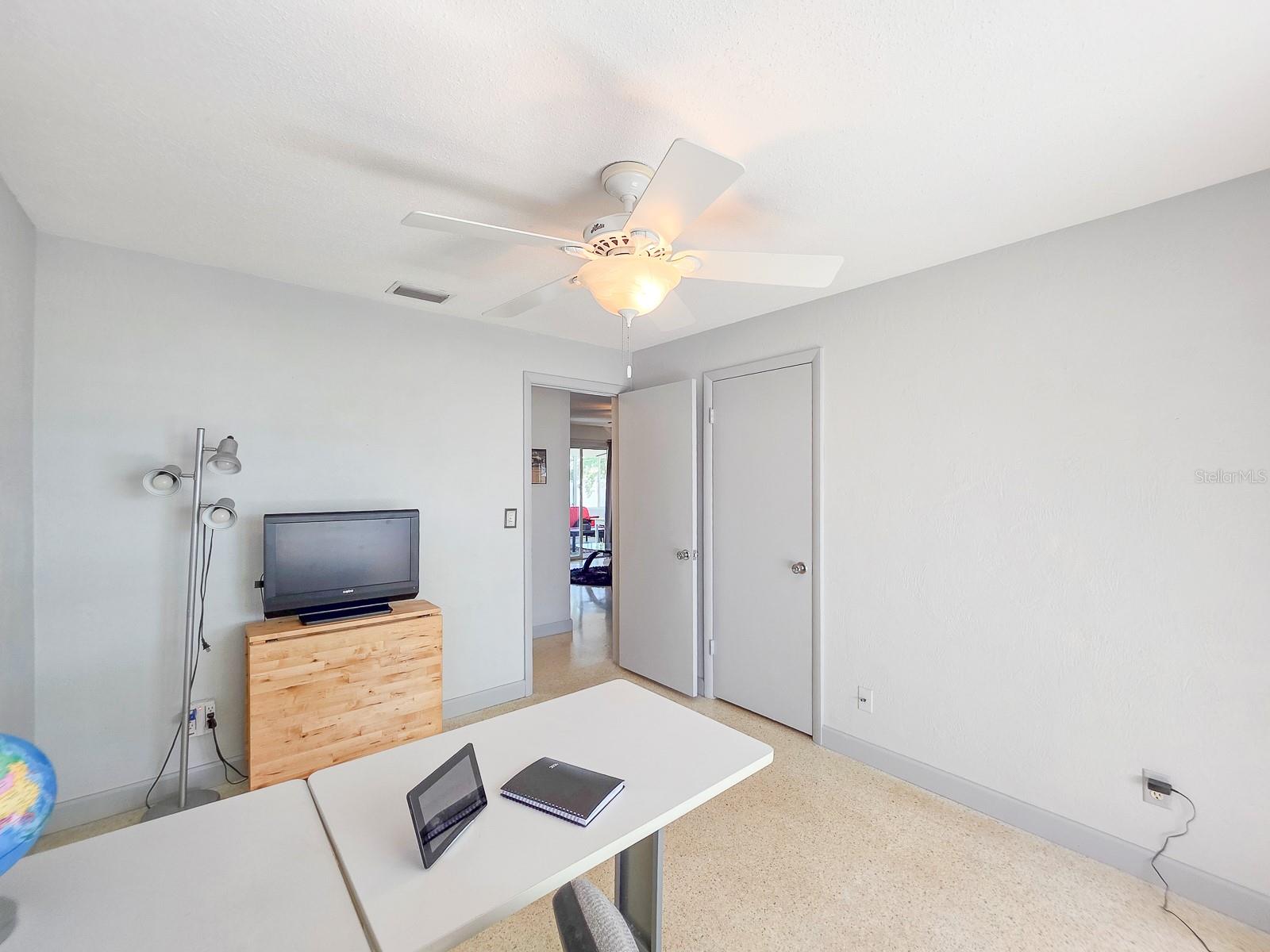 Image 51 of 66 For 5 Emerald Circle