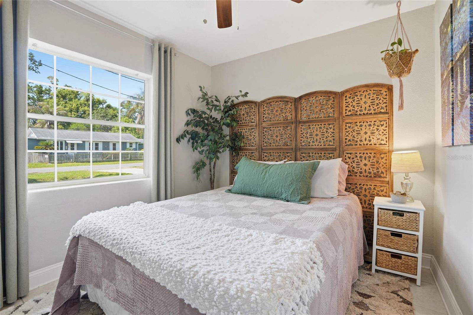 Image 17 of 35 For 5211 Glenwood Avenue