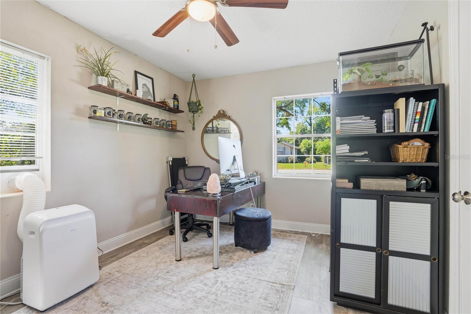 Image 19 of 35 For 5211 Glenwood Avenue