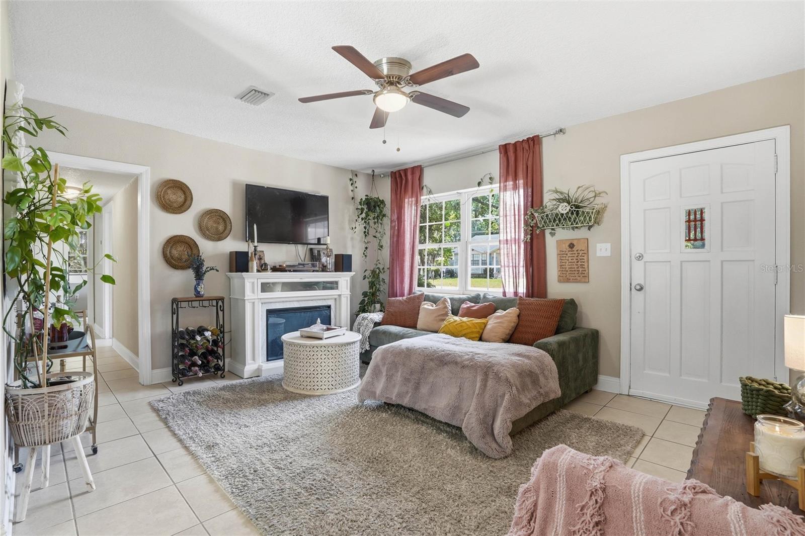 Image 6 of 35 For 5211 Glenwood Avenue