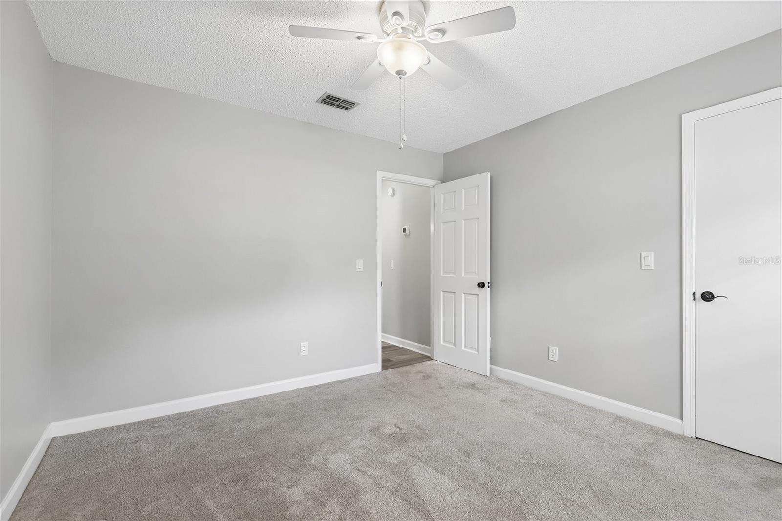 Image 32 of 53 For 1590 Pitch Pine Avenue