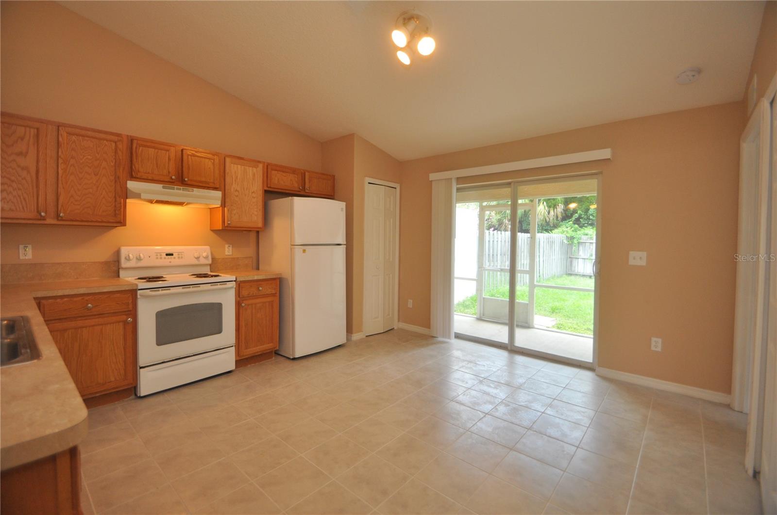 Image 12 of 29 For 69 Rose Drive B