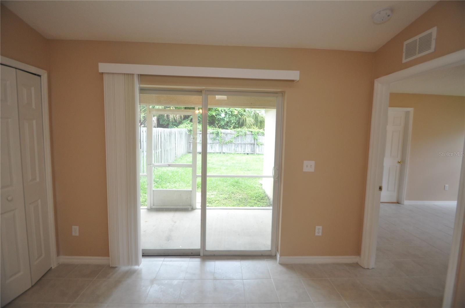 Image 14 of 29 For 69 Rose Drive B