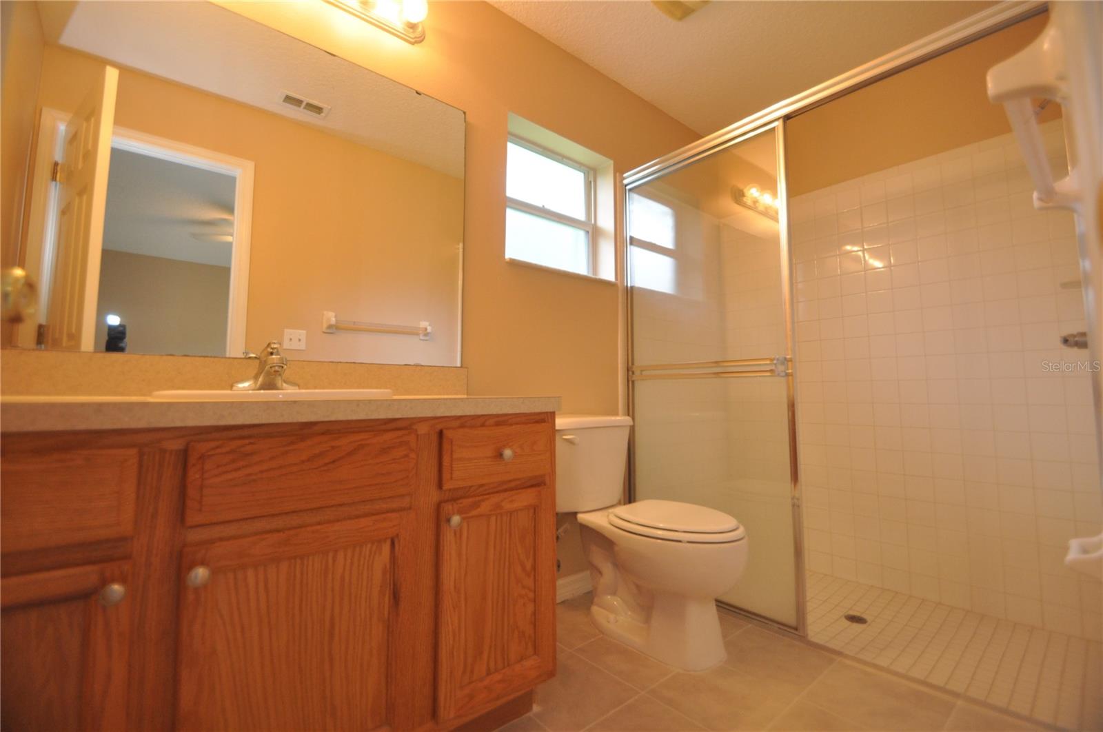 Image 22 of 29 For 69 Rose Drive B