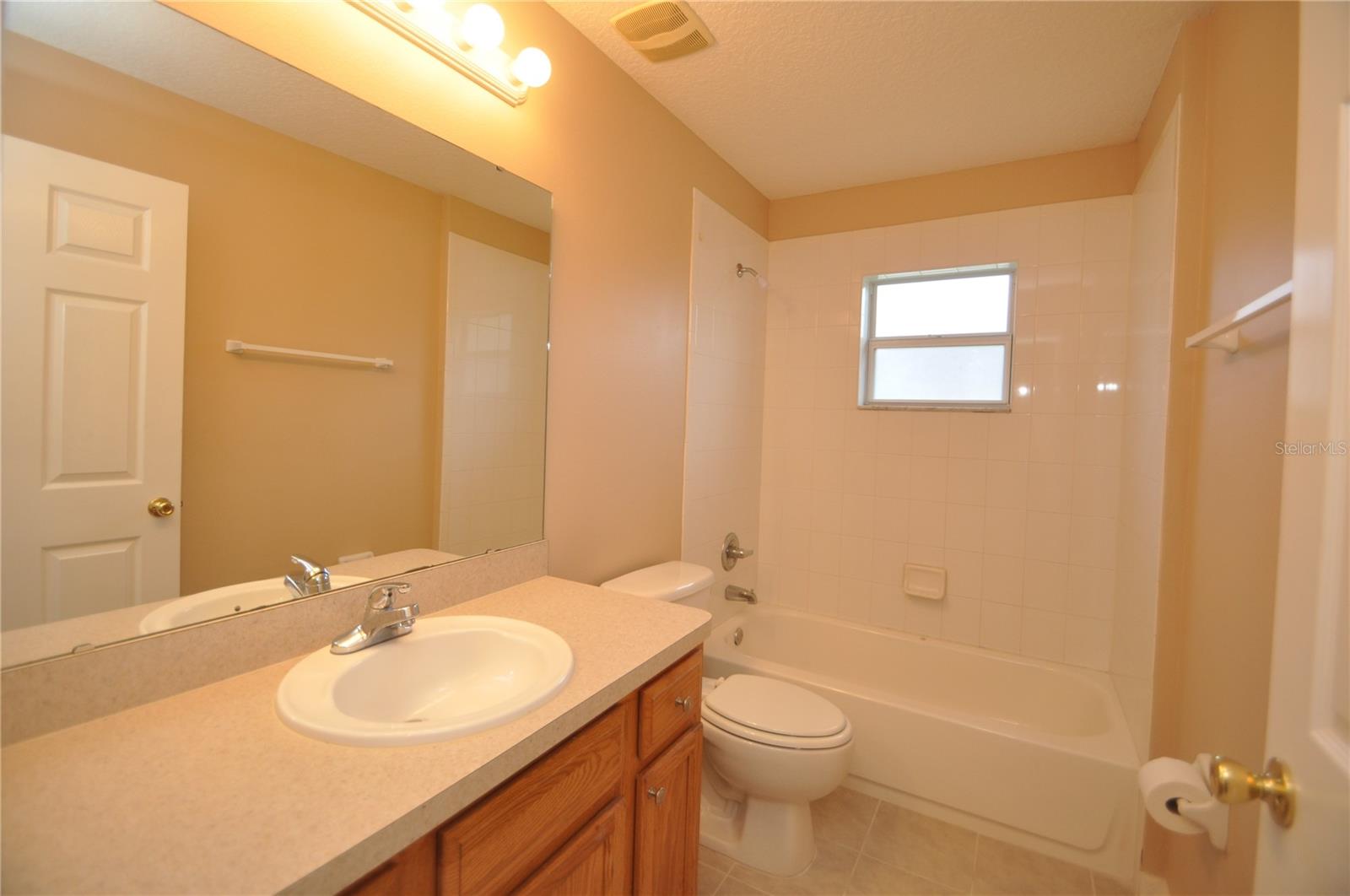 Image 28 of 29 For 69 Rose Drive B