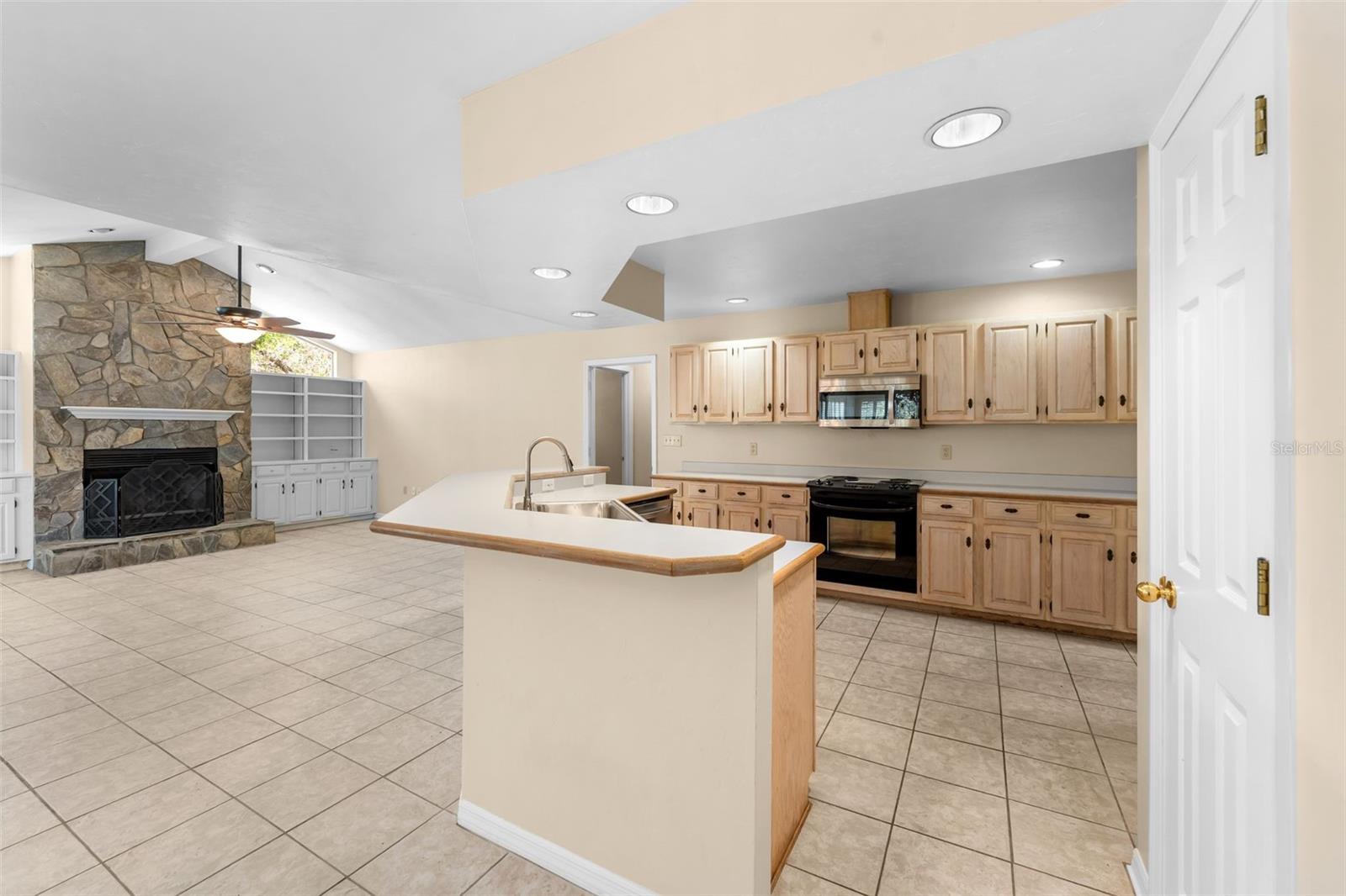 Image 10 of 48 For 3208 62nd Lane