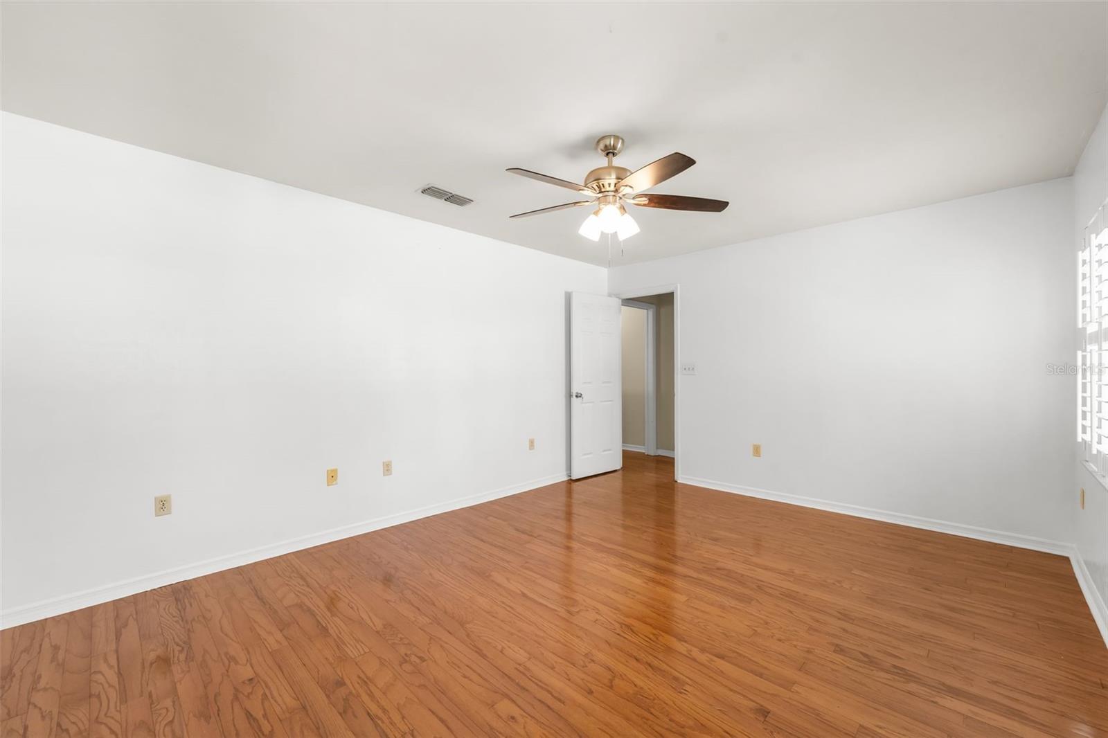 Image 23 of 48 For 3208 62nd Lane