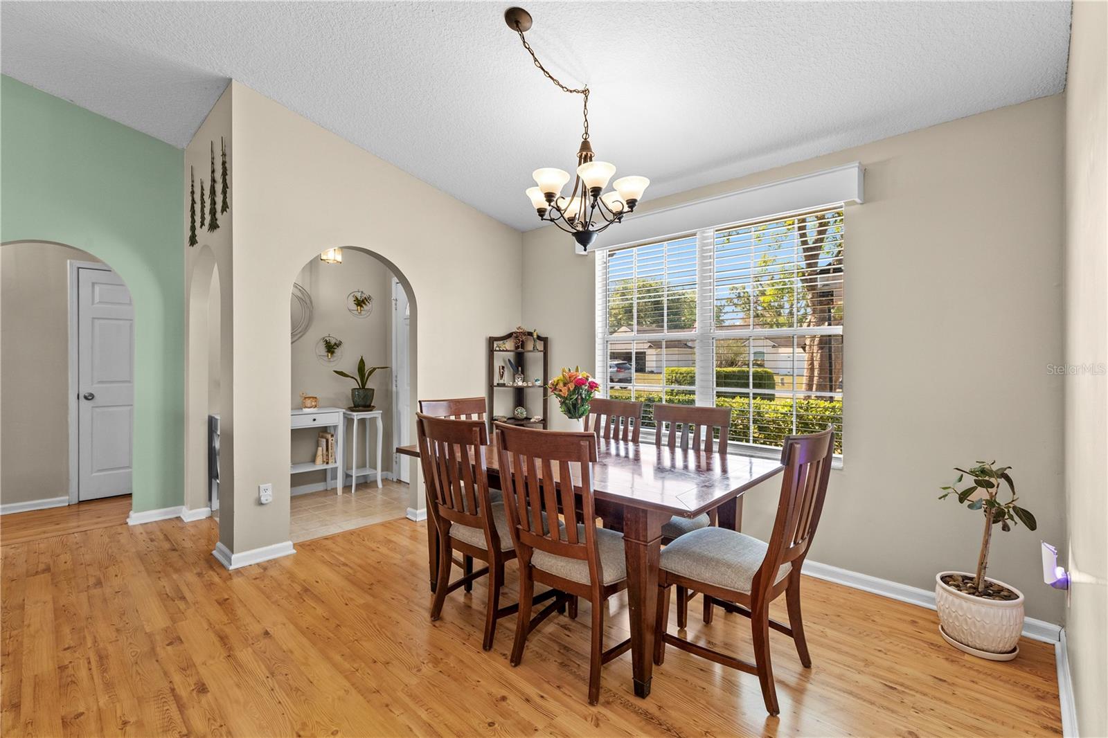 Image 3 of 36 For 3208 Sarahs Court