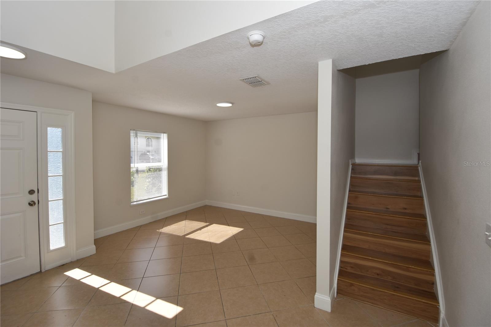 Image 11 of 26 For 3 Sea Beacon Place