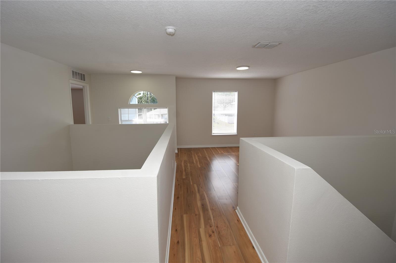 Image 13 of 26 For 3 Sea Beacon Place