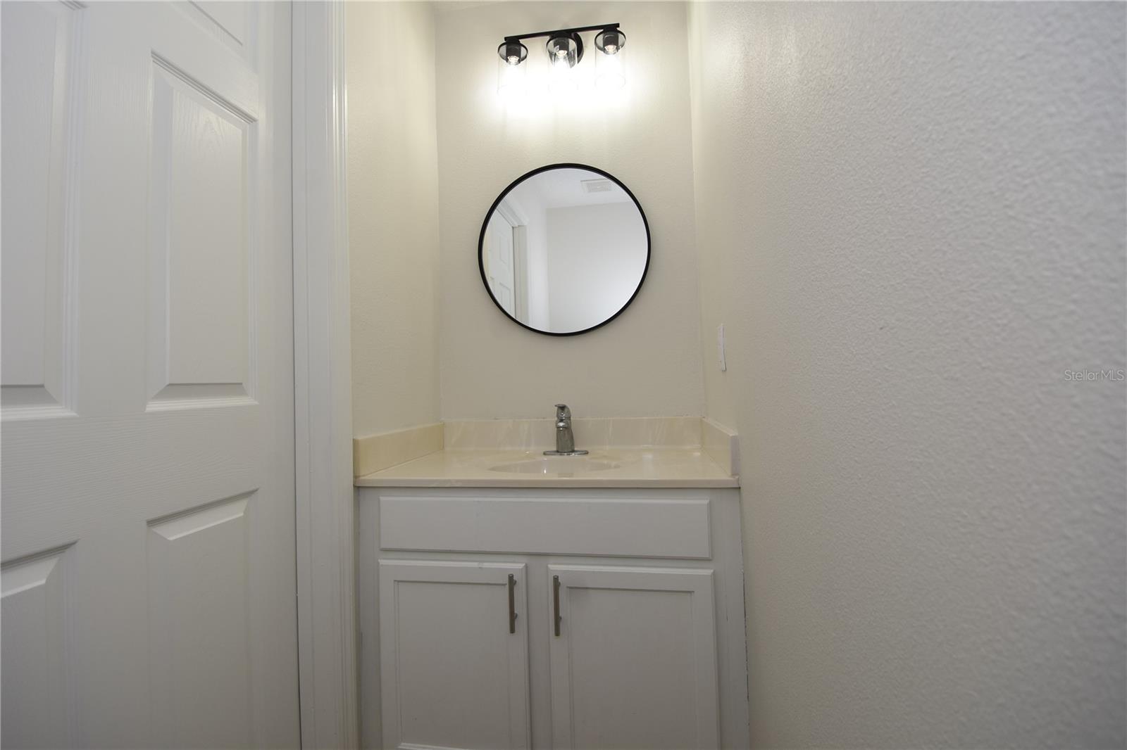 Image 9 of 26 For 3 Sea Beacon Place