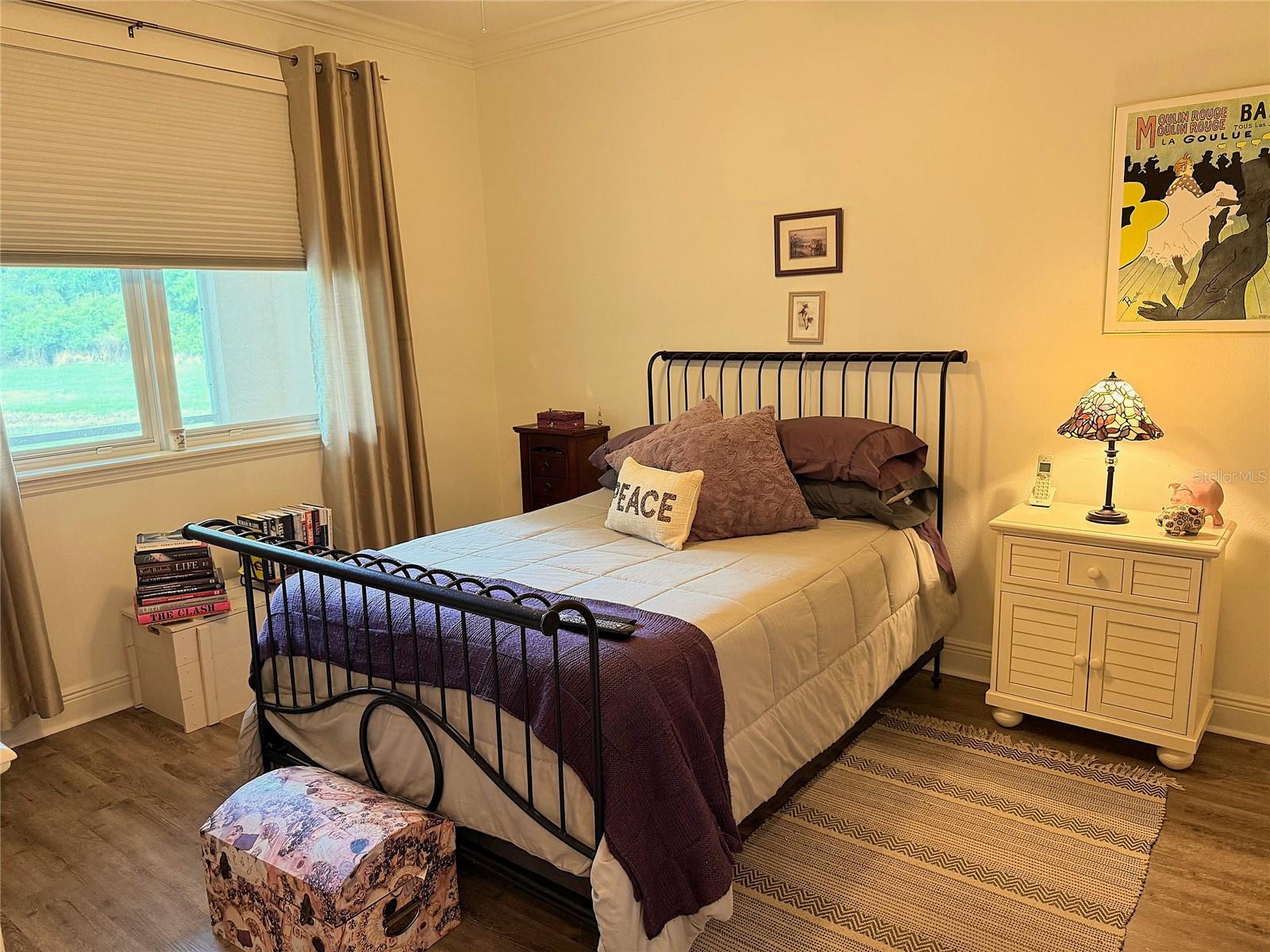 Image 21 of 49 For 25 Riverview Bend N 111