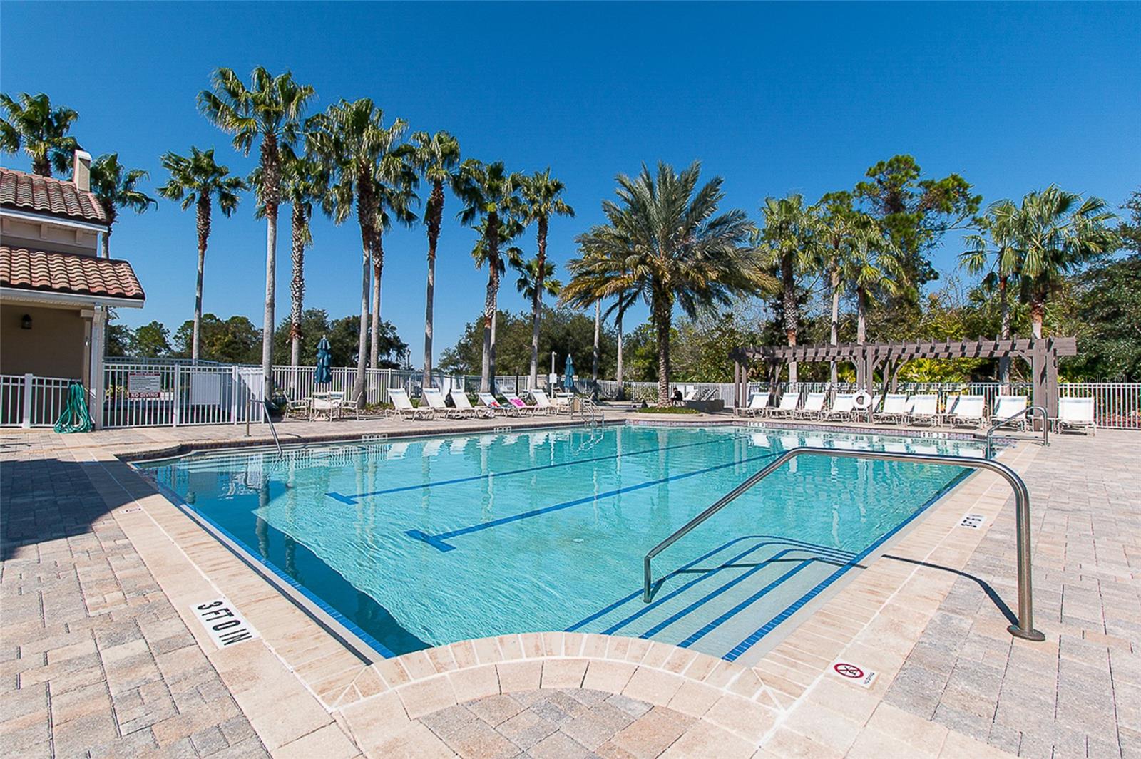 Image 36 of 49 For 25 Riverview Bend N 111