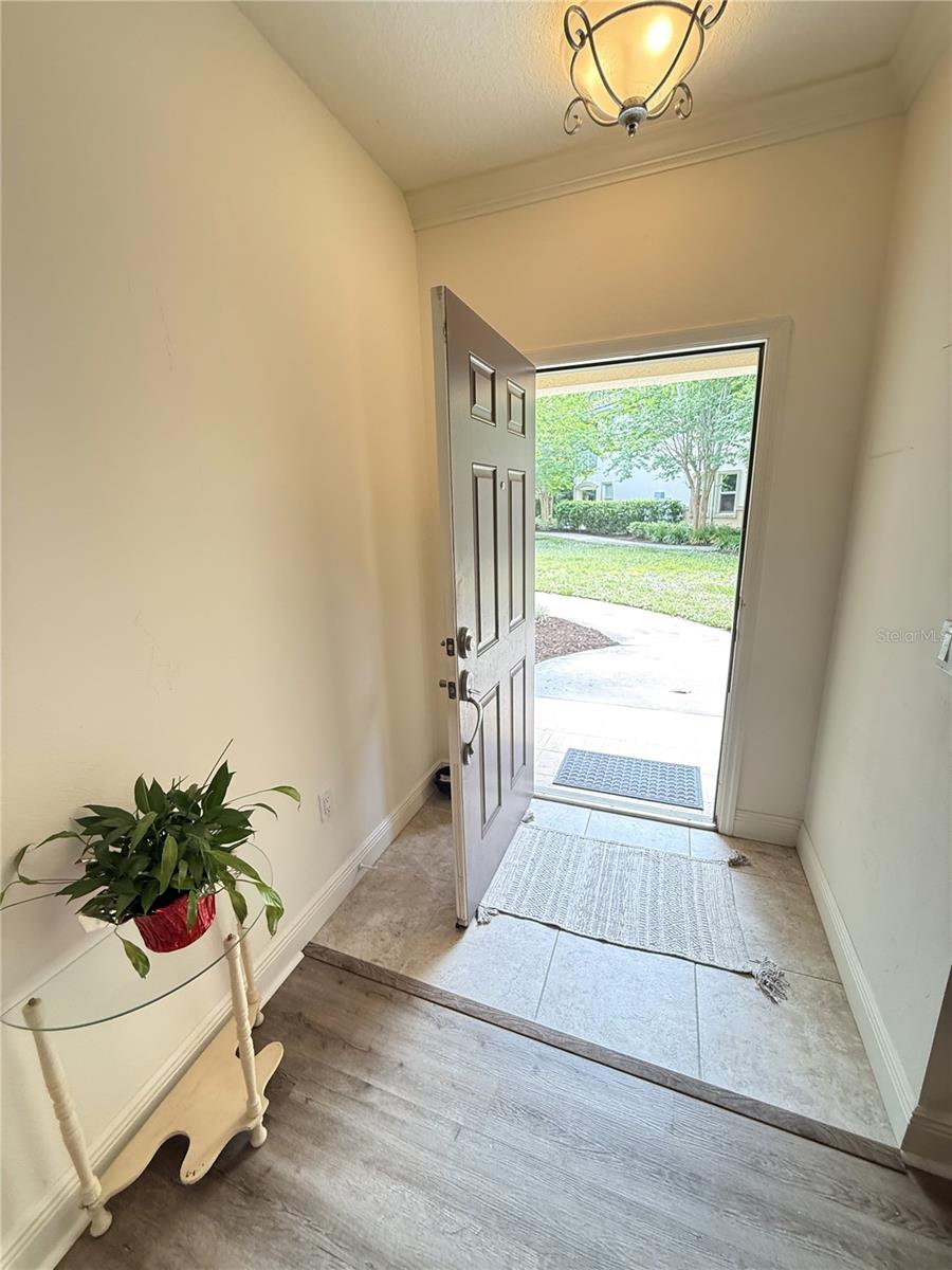 Image 8 of 49 For 25 Riverview Bend N 111