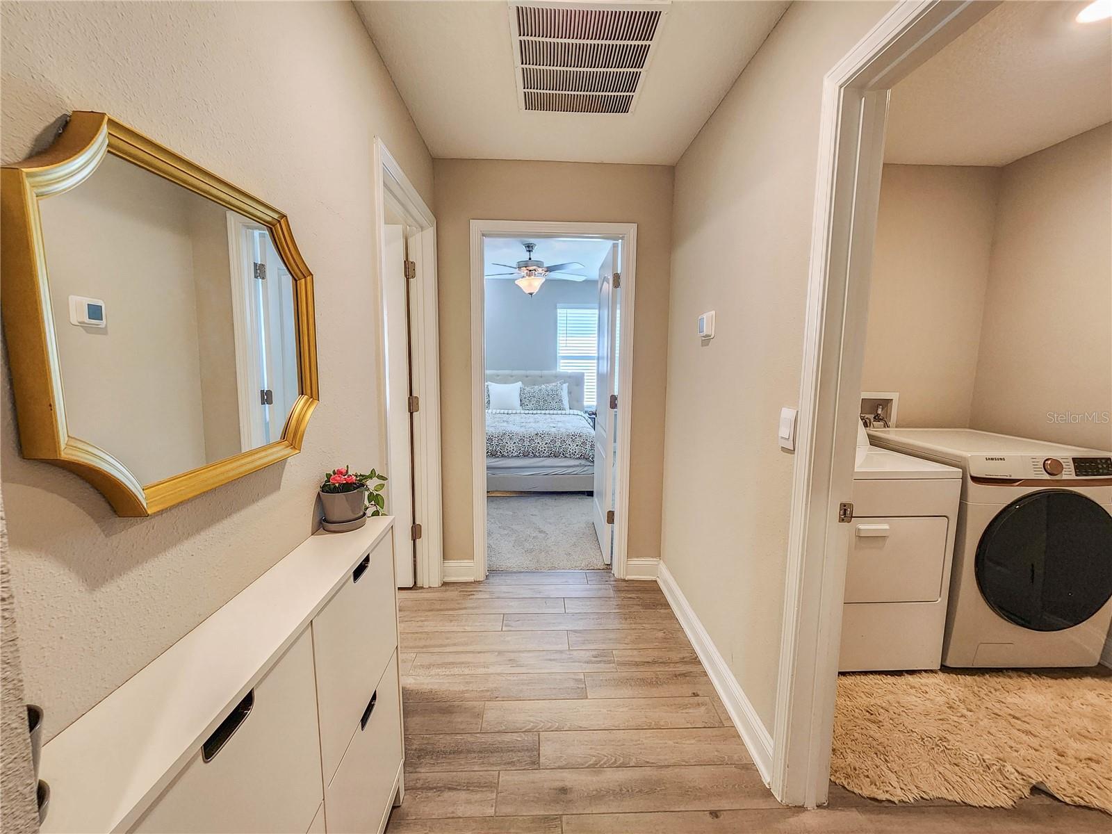 Image 15 of 58 For 617 Narvarez Avenue