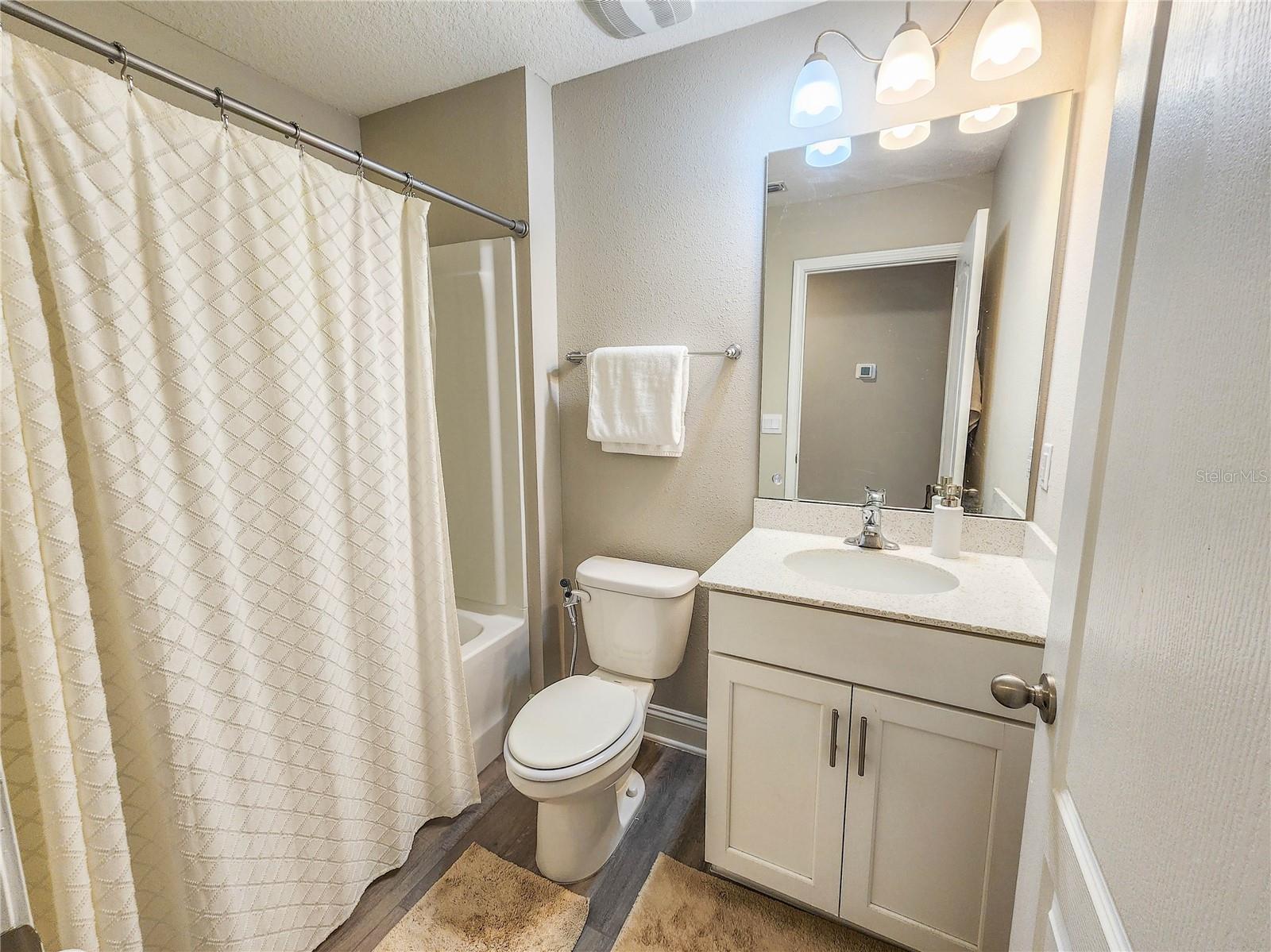 Image 18 of 58 For 617 Narvarez Avenue