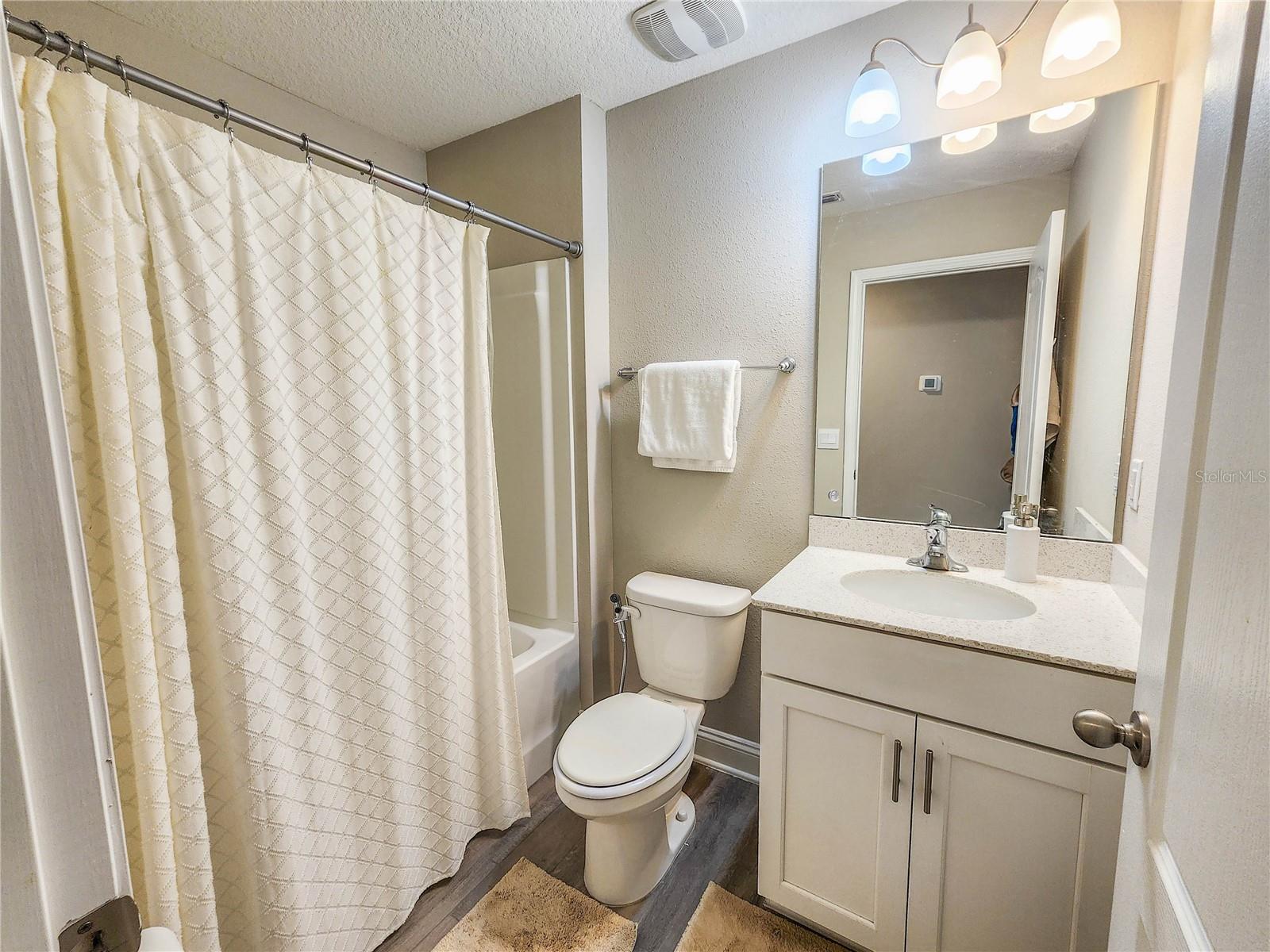 Image 19 of 58 For 617 Narvarez Avenue