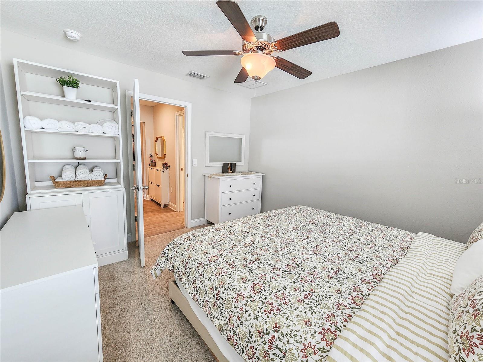 Image 21 of 58 For 617 Narvarez Avenue