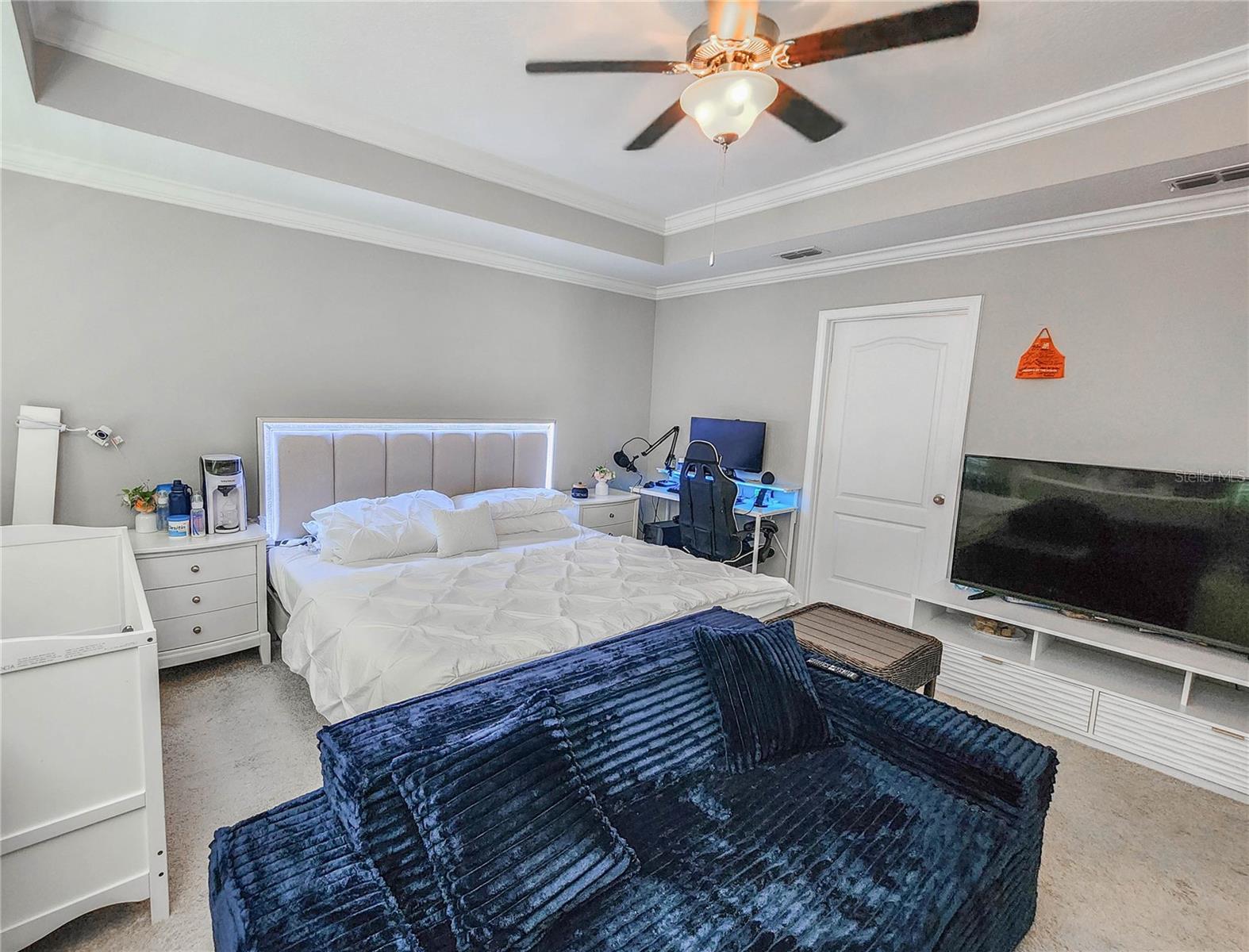 Image 39 of 58 For 617 Narvarez Avenue