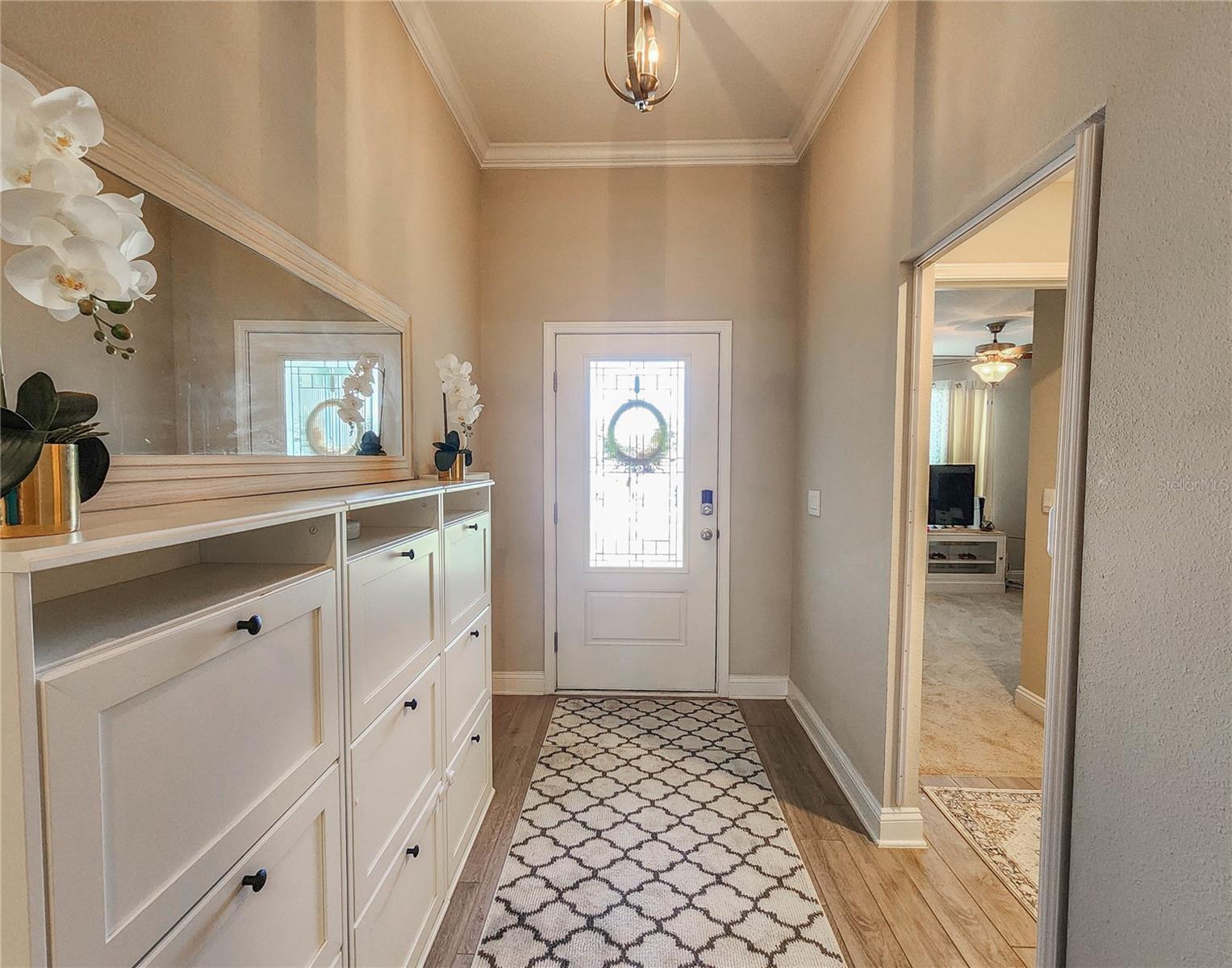 Image 4 of 58 For 617 Narvarez Avenue