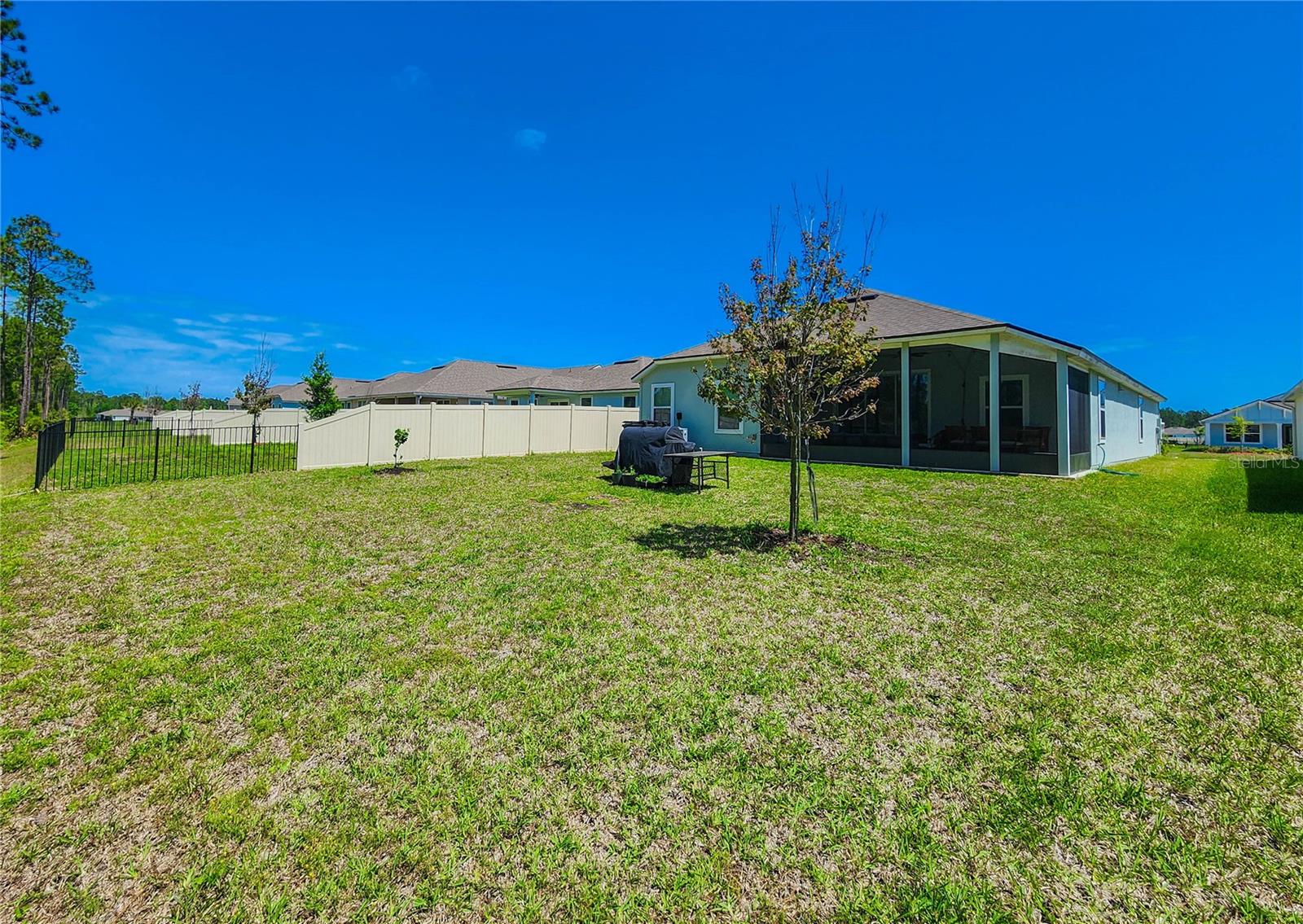 Image 50 of 58 For 617 Narvarez Avenue