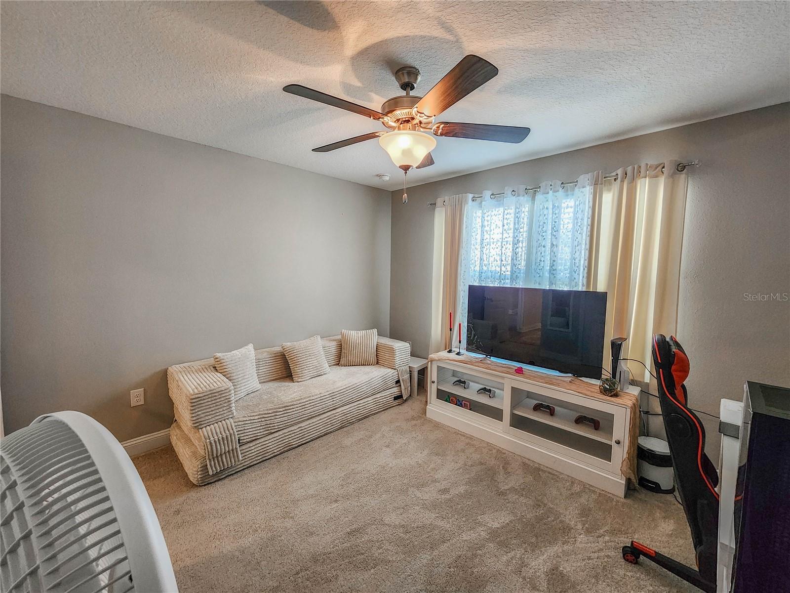 Image 7 of 58 For 617 Narvarez Avenue