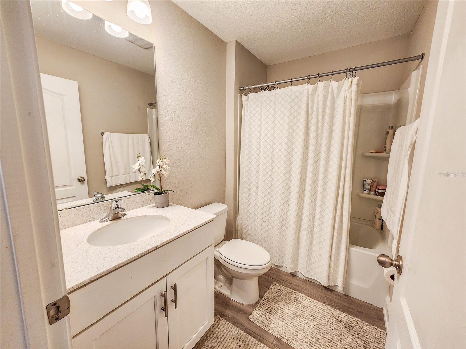 Image 9 of 58 For 617 Narvarez Avenue