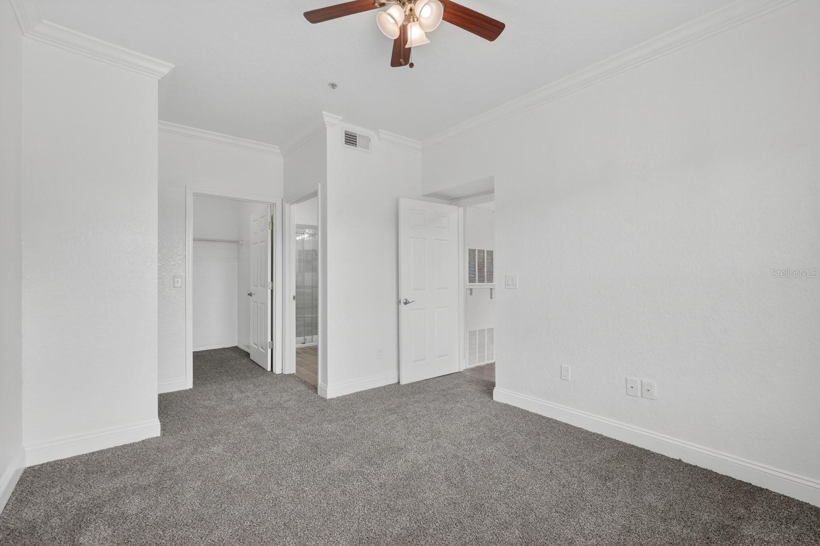 Image 14 of 48 For 832 Camargo Way 306