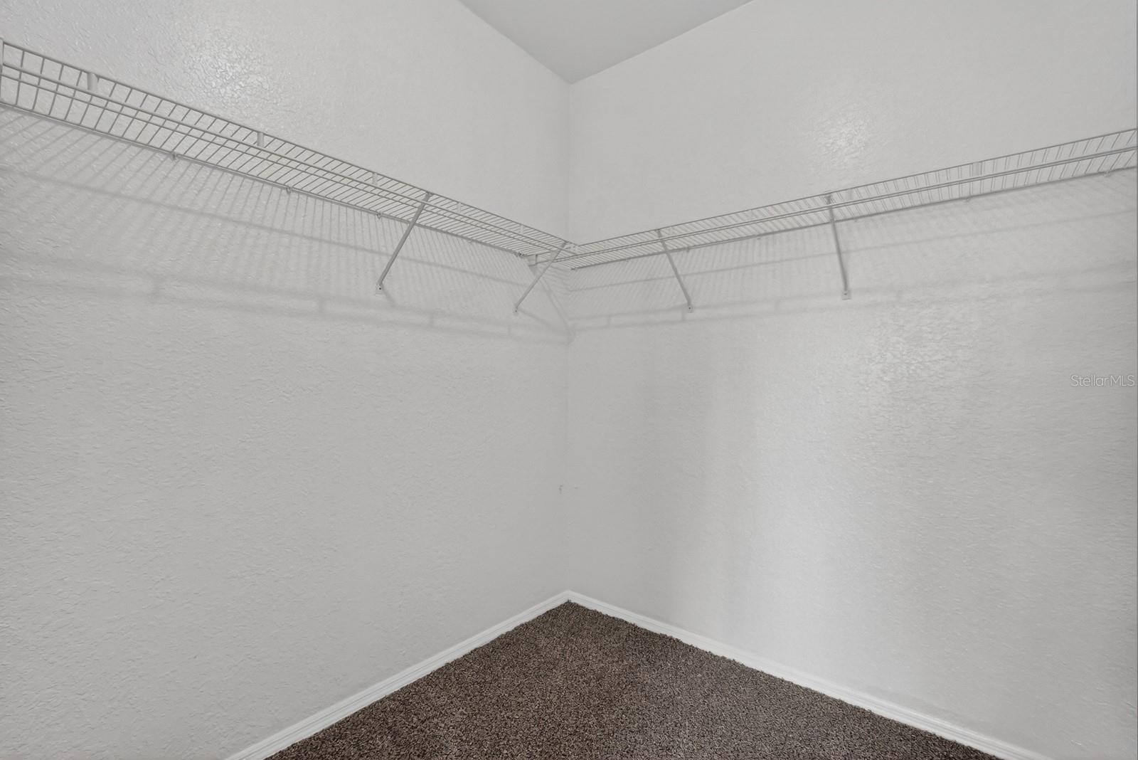 Image 17 of 48 For 832 Camargo Way 306