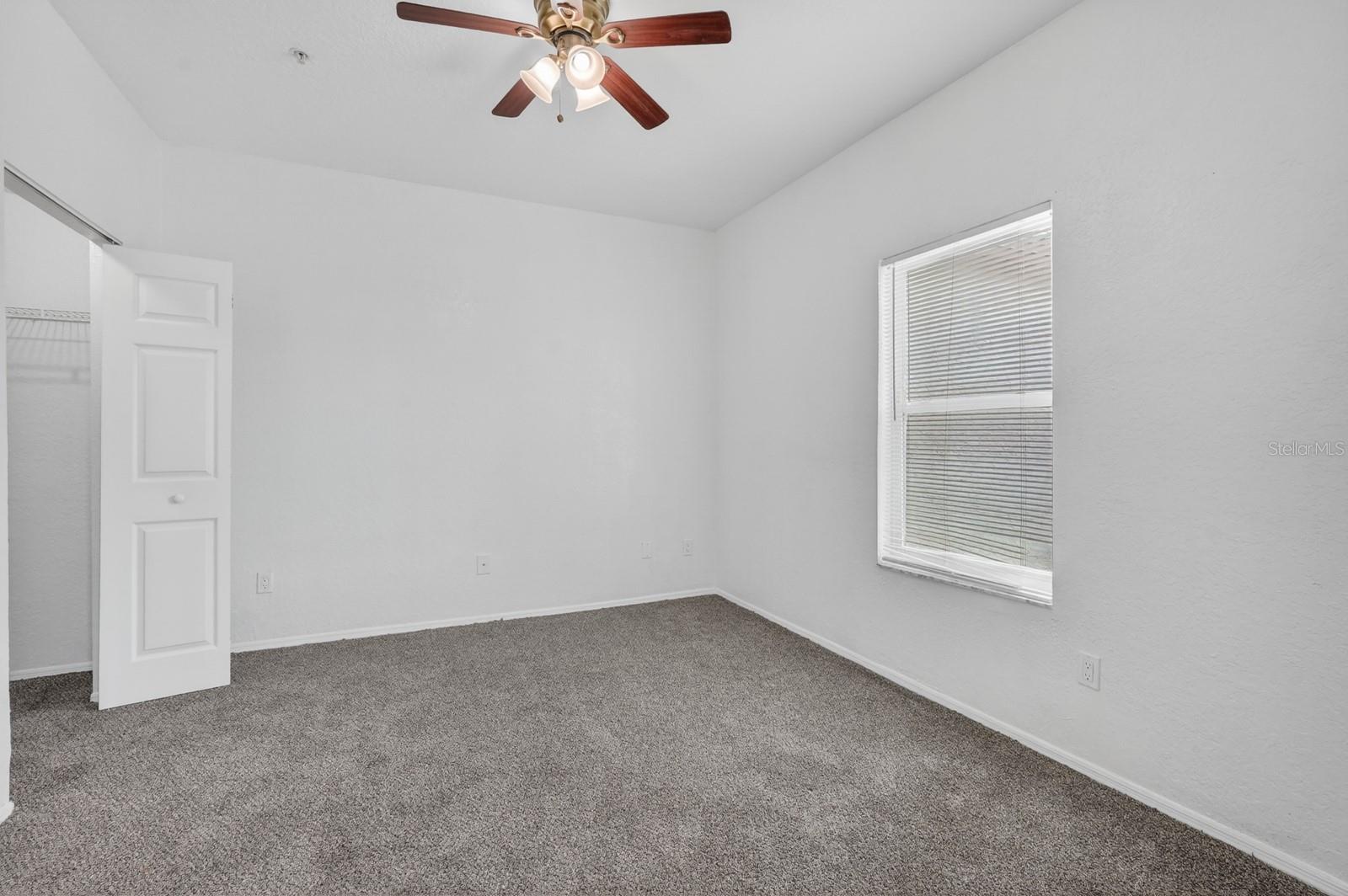 Image 18 of 48 For 832 Camargo Way 306