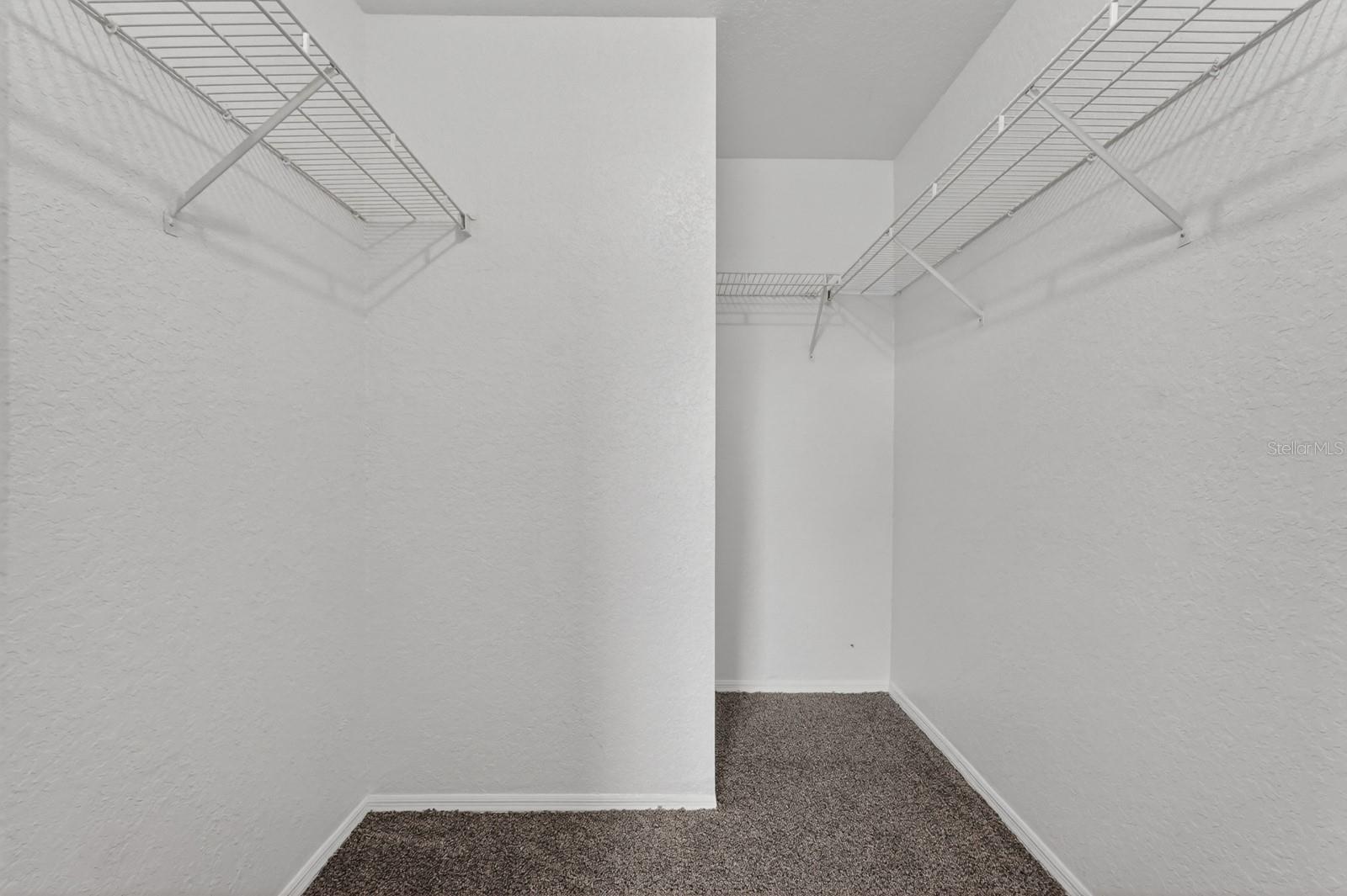 Image 19 of 48 For 832 Camargo Way 306