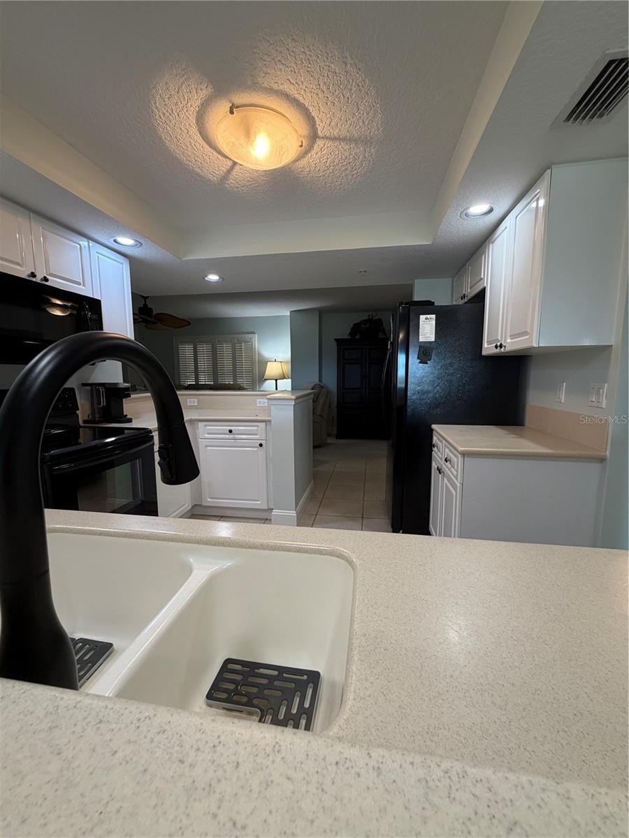 Image 12 of 64 For 4670 Links Village Drive B301