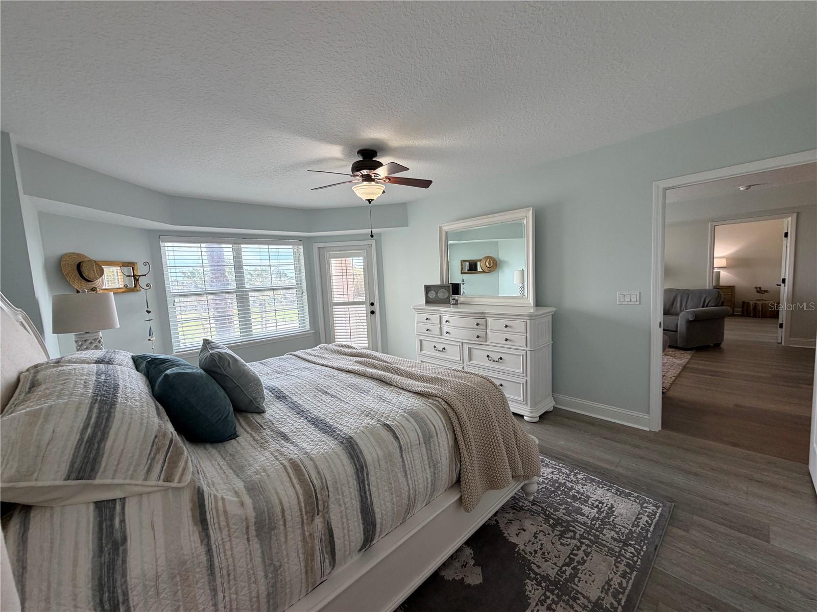 Image 23 of 64 For 4670 Links Village Drive B301