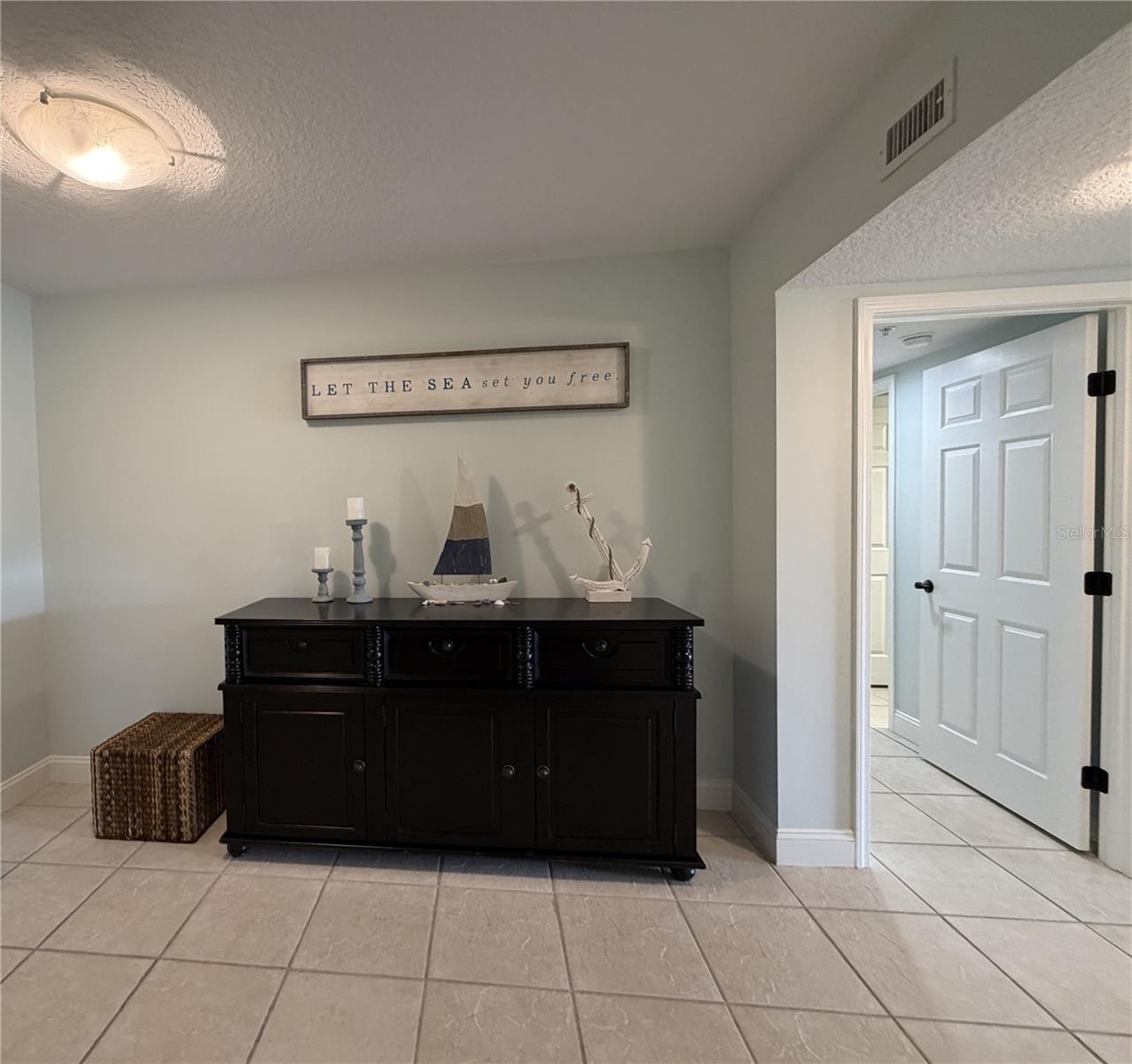 Image 4 of 64 For 4670 Links Village Drive B301