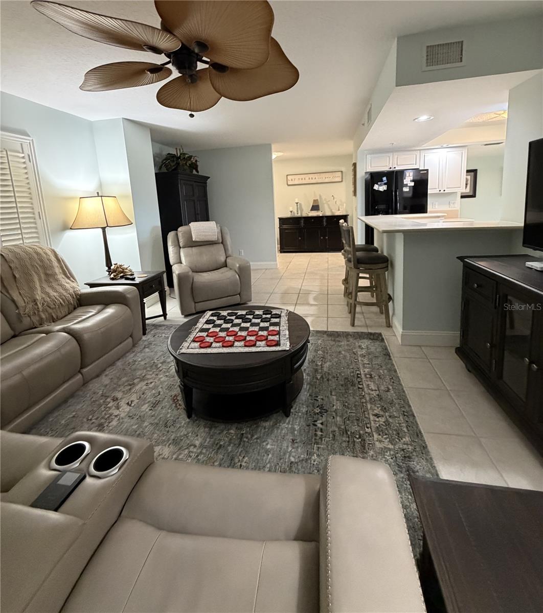 Image 6 of 64 For 4670 Links Village Drive B301