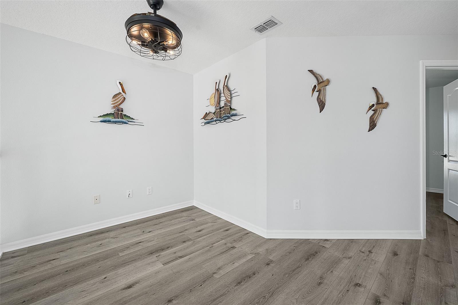 Image 24 of 70 For 5 Sunny Beach Drive