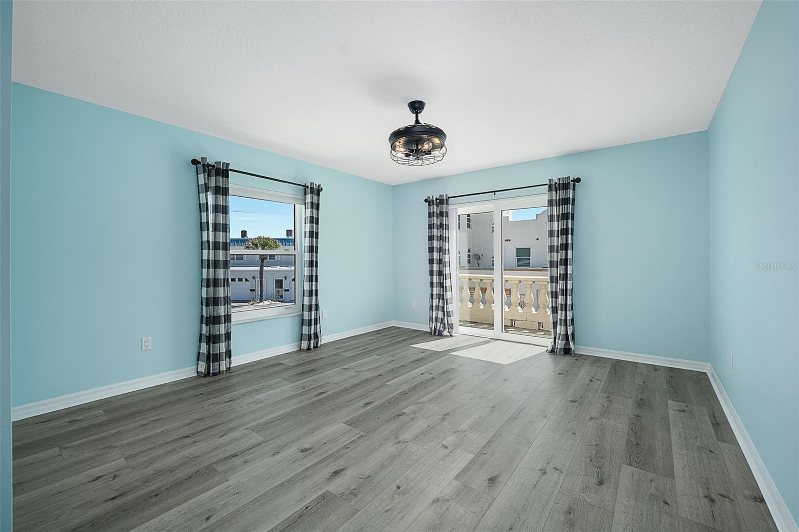 Image 25 of 70 For 5 Sunny Beach Drive