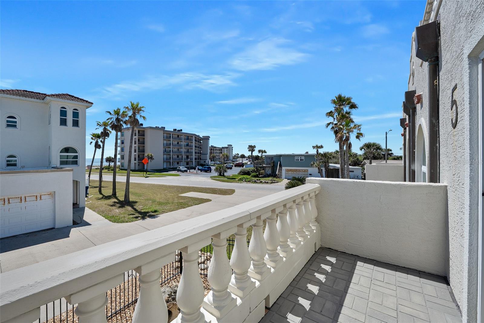 Image 30 of 70 For 5 Sunny Beach Drive