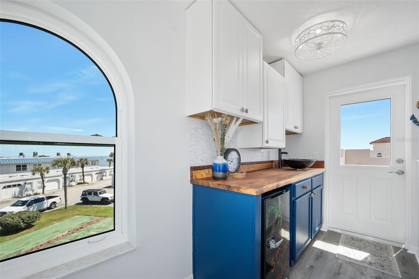 Image 39 of 70 For 5 Sunny Beach Drive