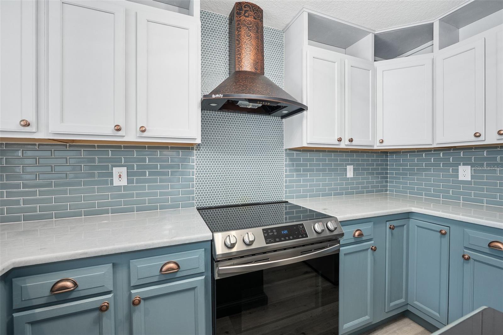 Image 6 of 70 For 5 Sunny Beach Drive