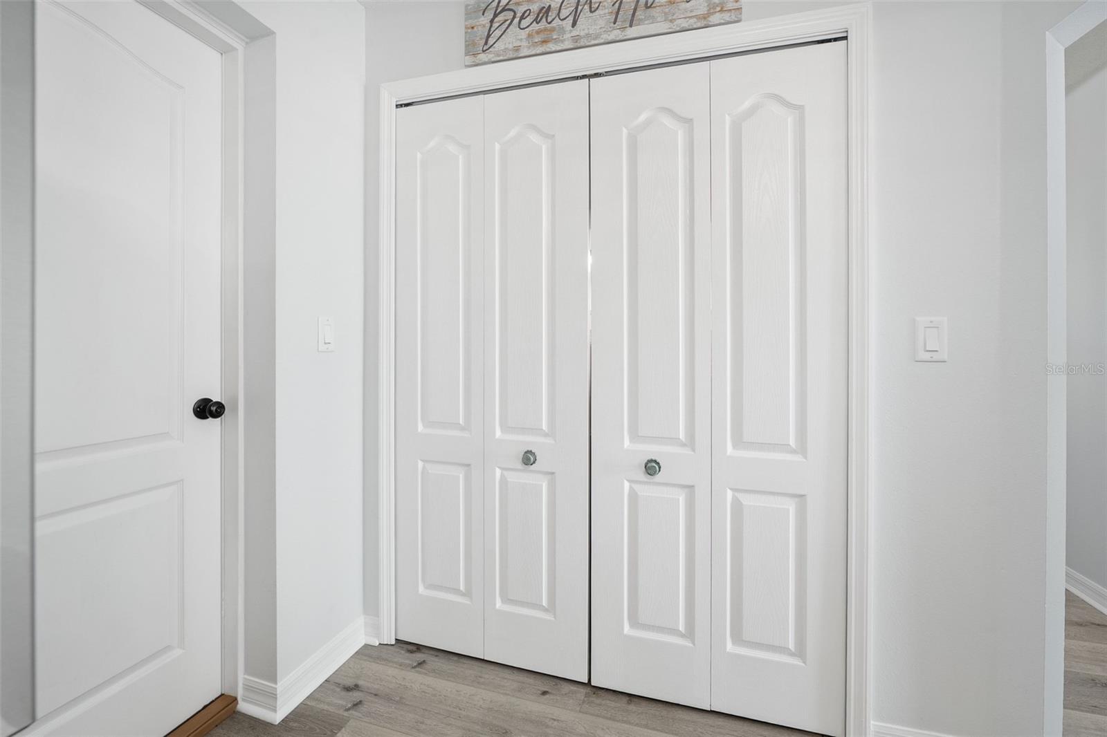 Image 9 of 70 For 5 Sunny Beach Drive