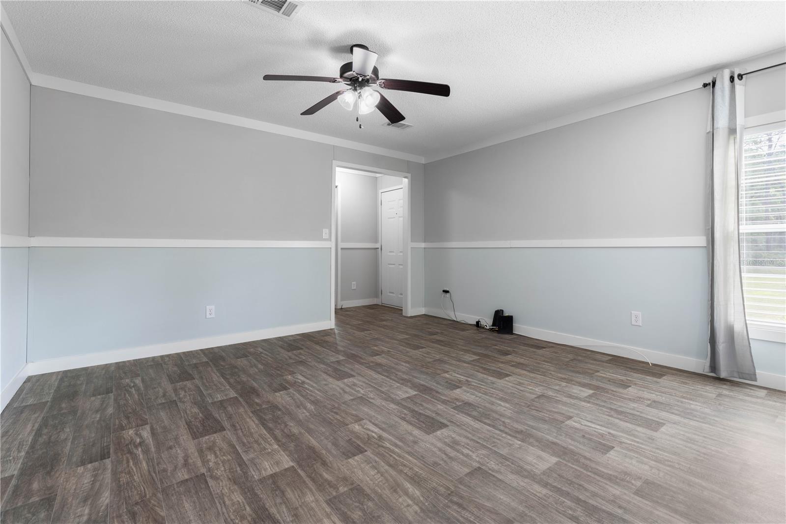 Image 11 of 63 For 1688 Papaya Street