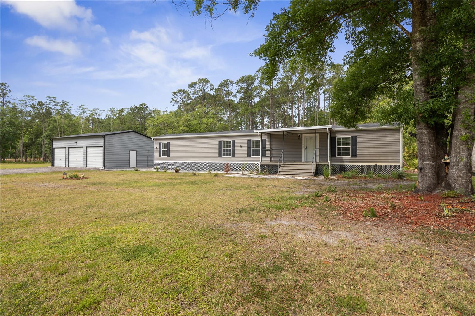 Image 42 of 63 For 1688 Papaya Street
