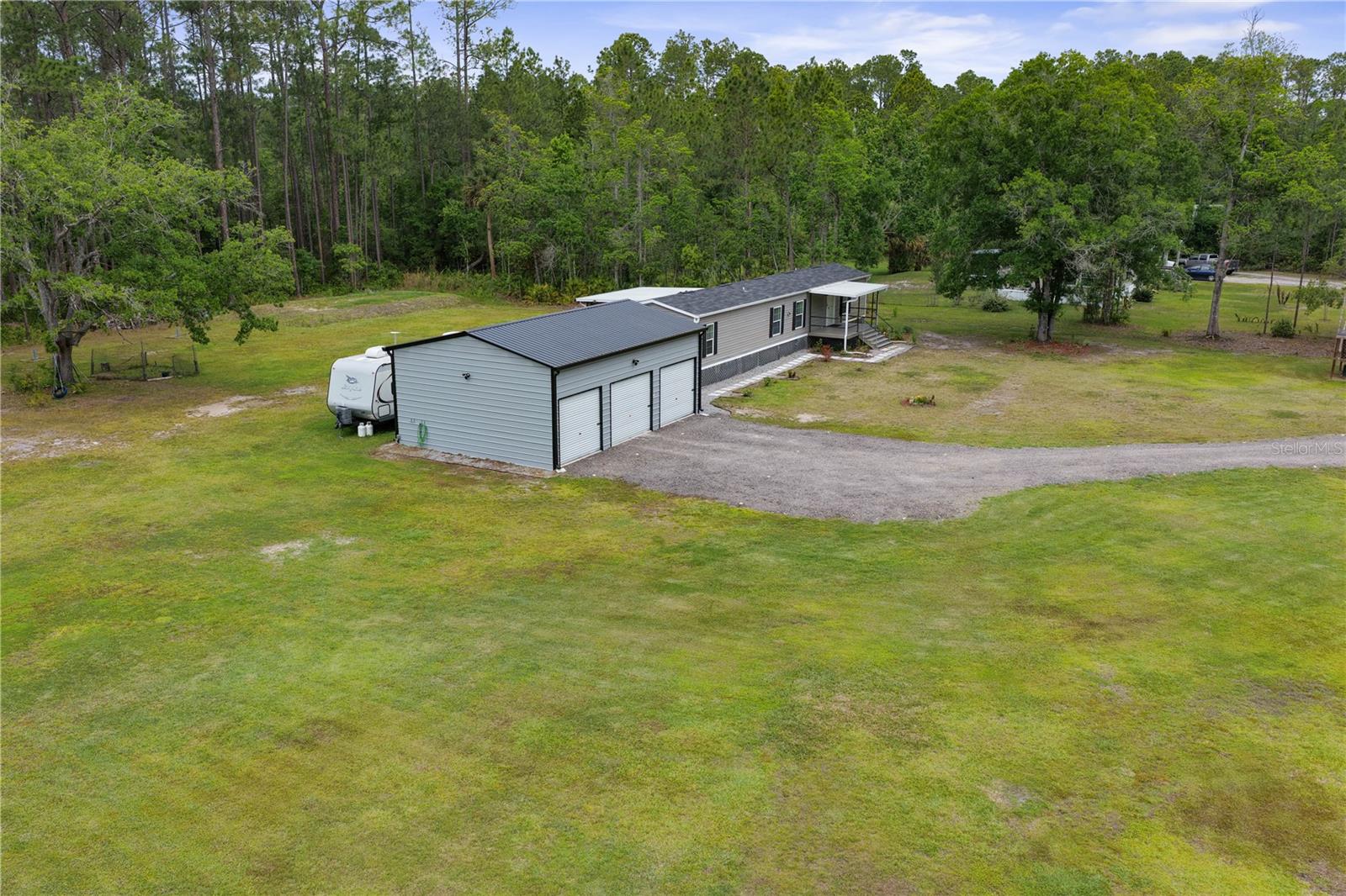 Image 60 of 63 For 1688 Papaya Street