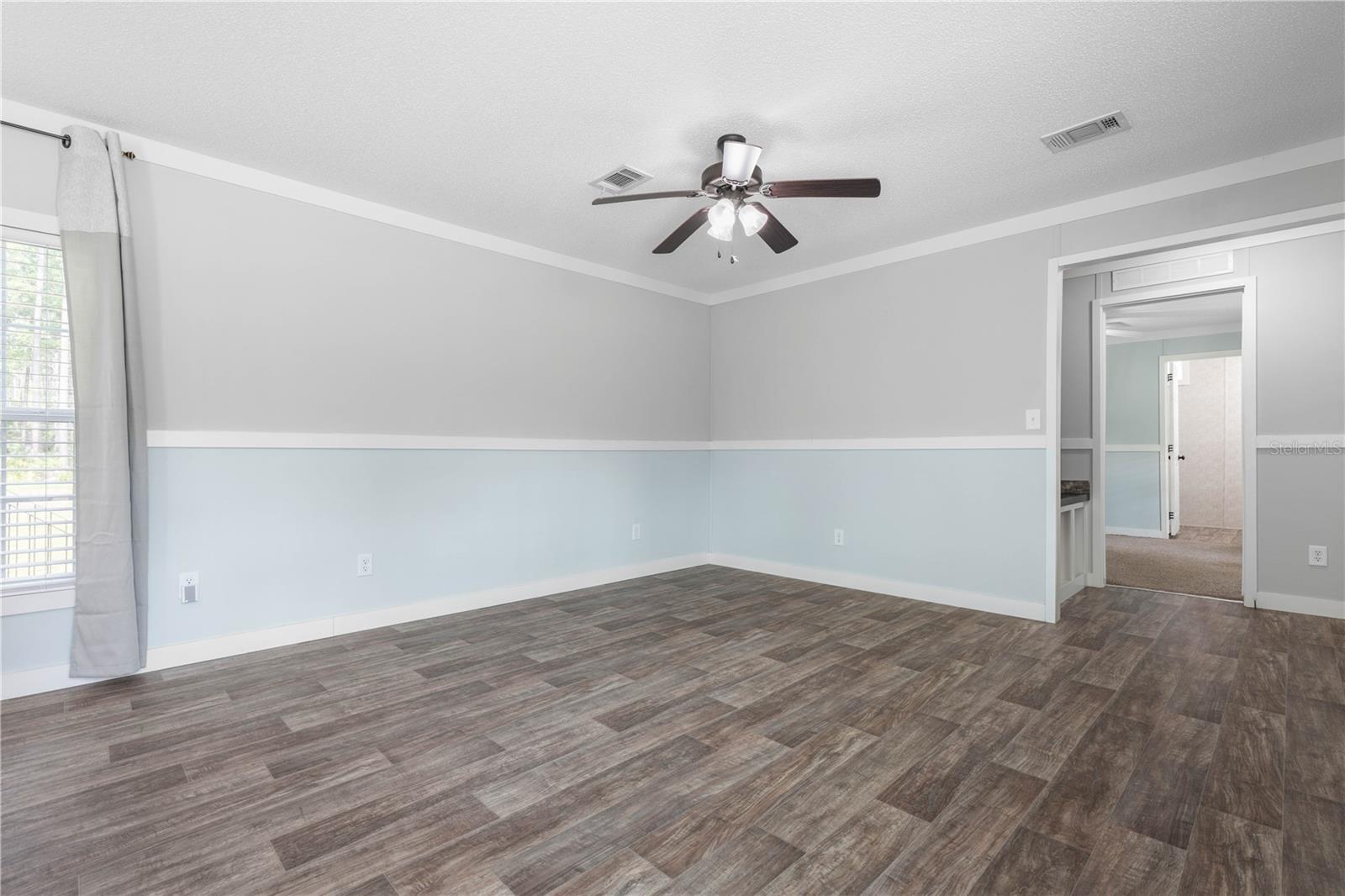 Image 9 of 63 For 1688 Papaya Street